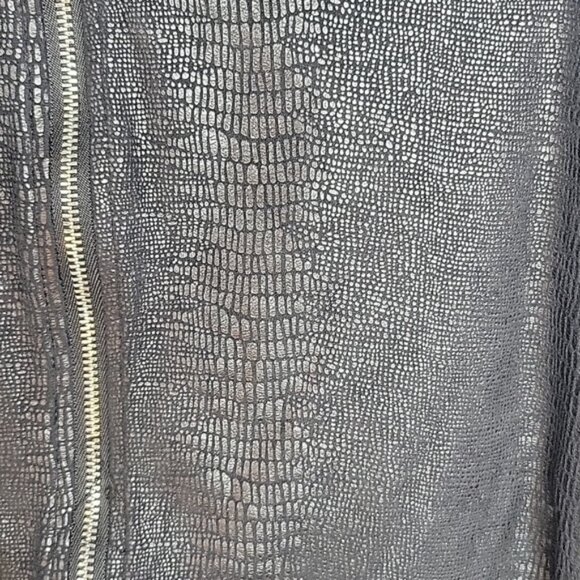 *KENSIE‎ Black Crocodile Print Mini Skirt Size Small - Picture 3 of 6
